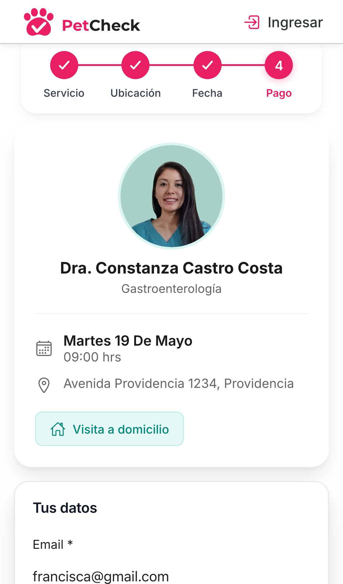Pantalla móvil de confirmación de reserva en PetCheck